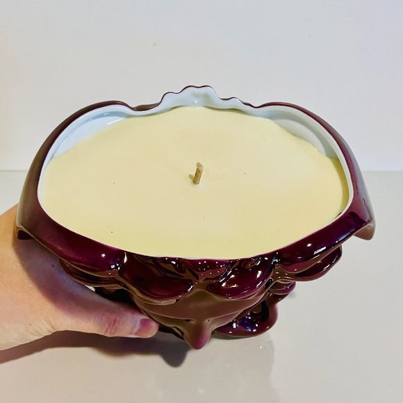Versace x Rosenthal Medusa Grande Fuchsia Porcelain Scented Candle in Box - Picture 4 of 15